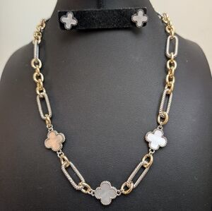 #43. TRENDING! Clover Mother Of Pearl Gold and Silver Necklace Set